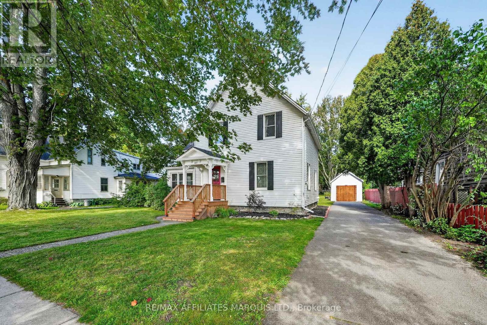 229 4th Street E, Cornwall, Ontario  K6H 2J1 - Photo 2 - X13822440