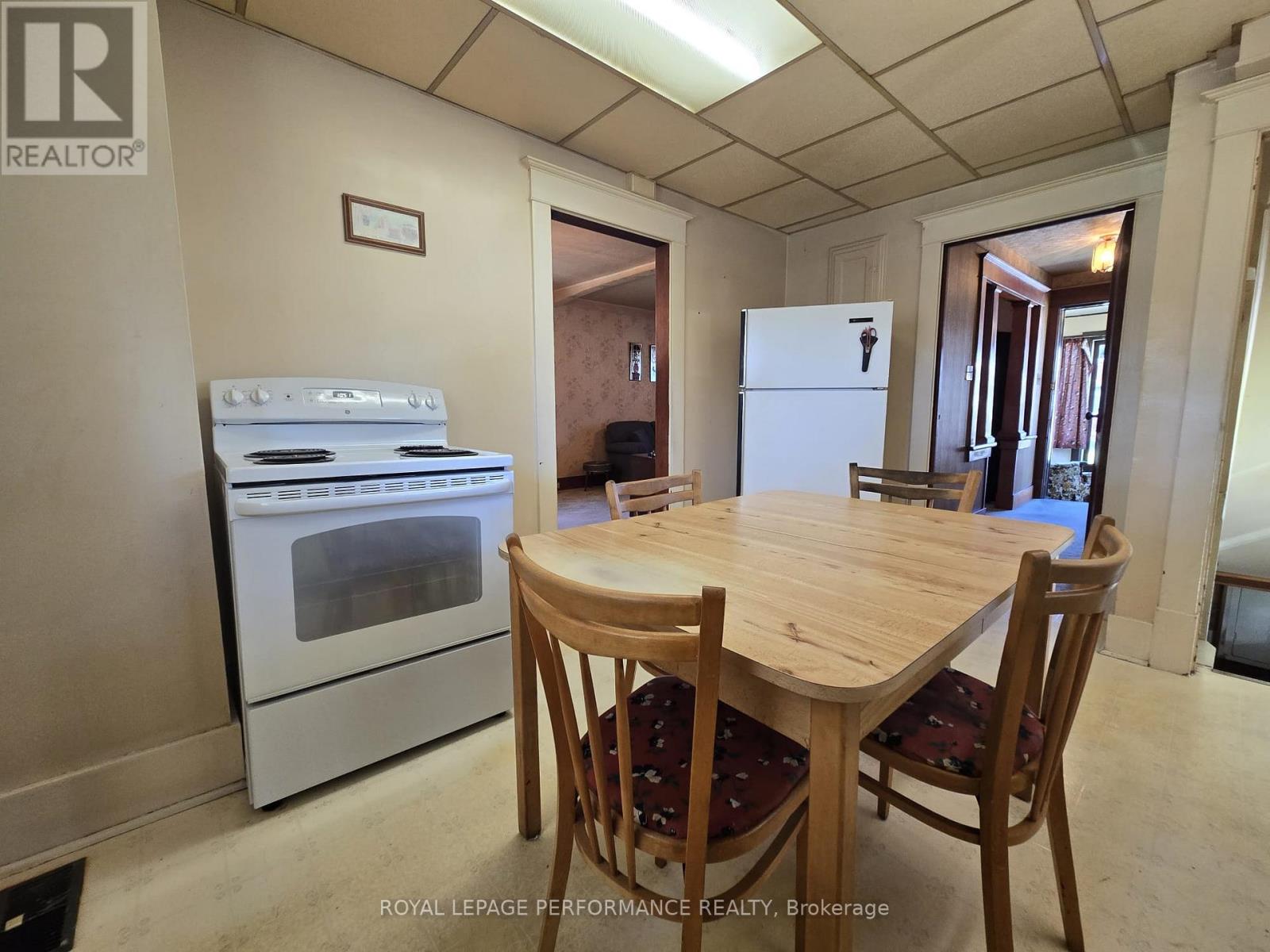 436 4th Street E, Cornwall, Ontario  K6H 2J6 - Photo 10 - X13822492
