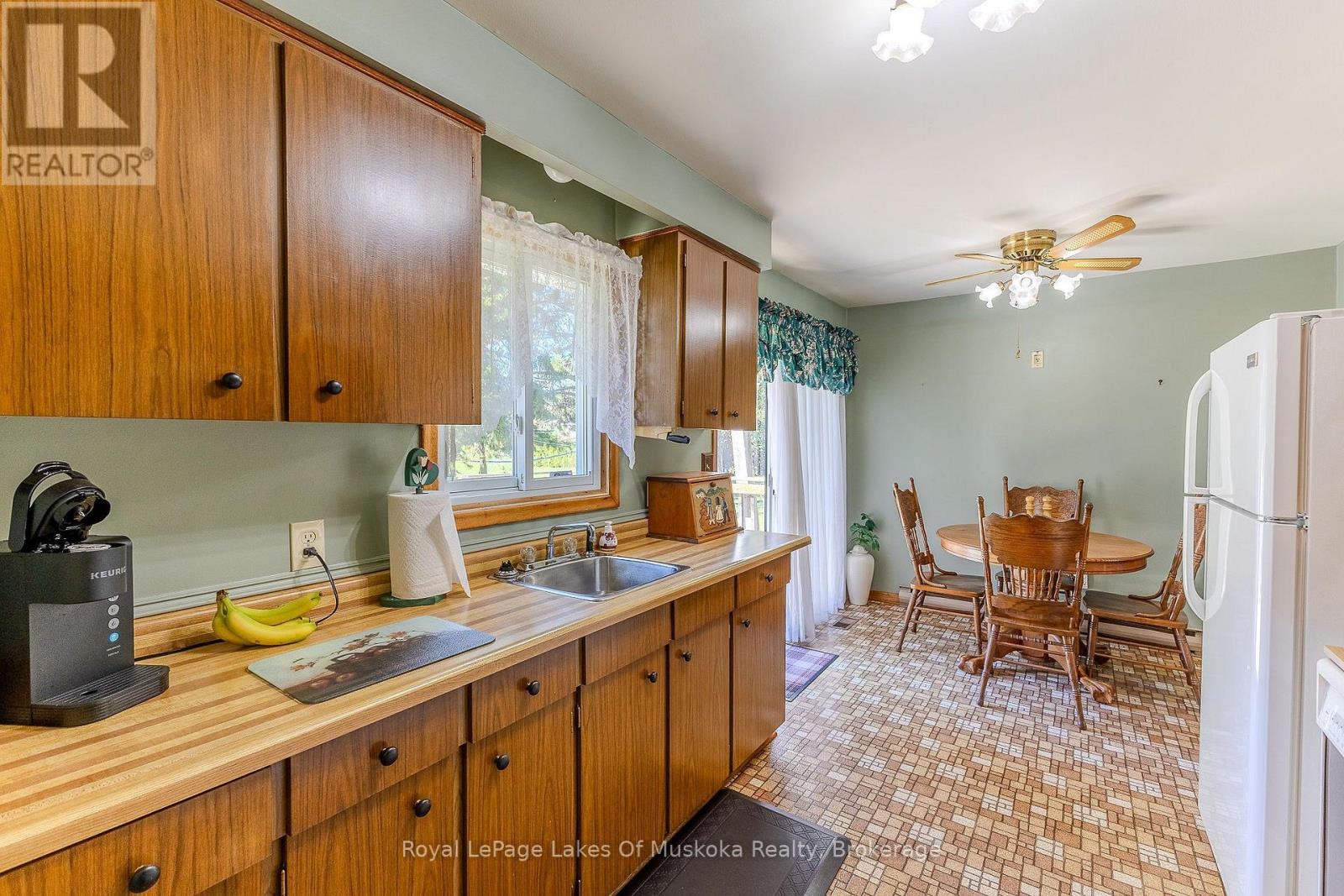 11 Pine Street, Bracebridge, Ontario P1L 1L1 - Photo 17 - X13822494