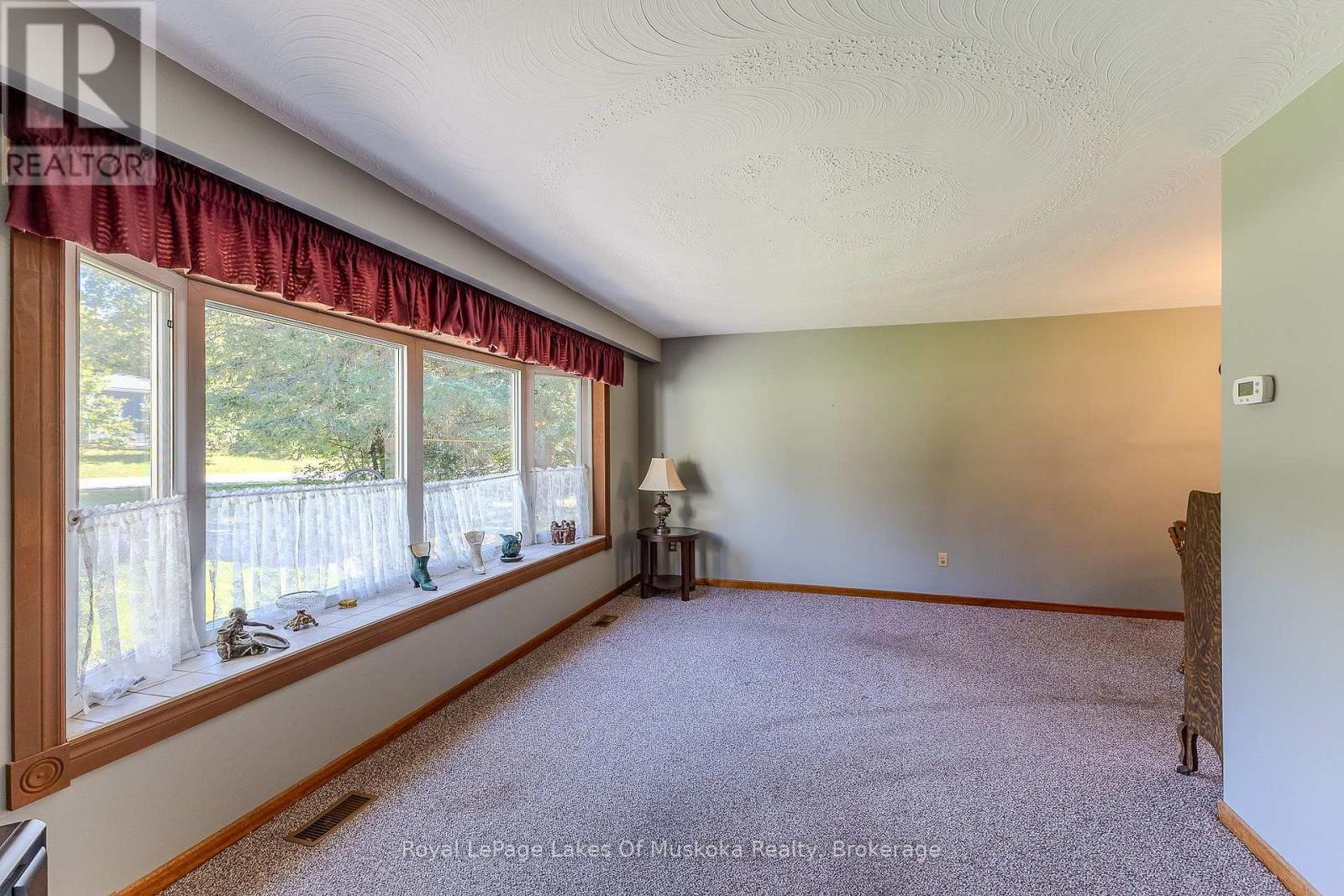 11 Pine Street, Bracebridge, Ontario P1L 1L1 - Photo 23 - X13822494