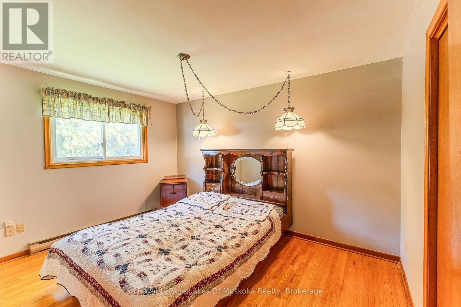 11 Pine Street, Bracebridge, Ontario P1L 1L1 - Photo 30 - X13822494
