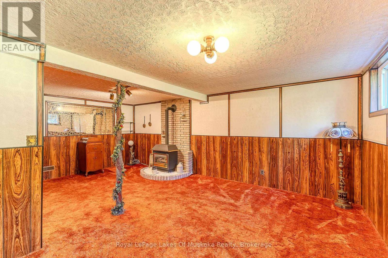 11 Pine Street, Bracebridge, Ontario P1L 1L1 - Photo 32 - X13822494
