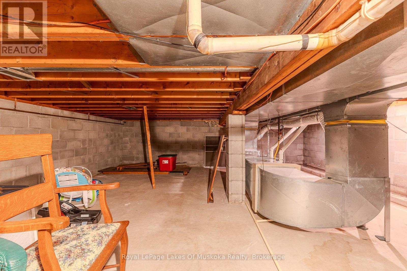 11 Pine Street, Bracebridge, Ontario P1L 1L1 - Photo 35 - X13822494