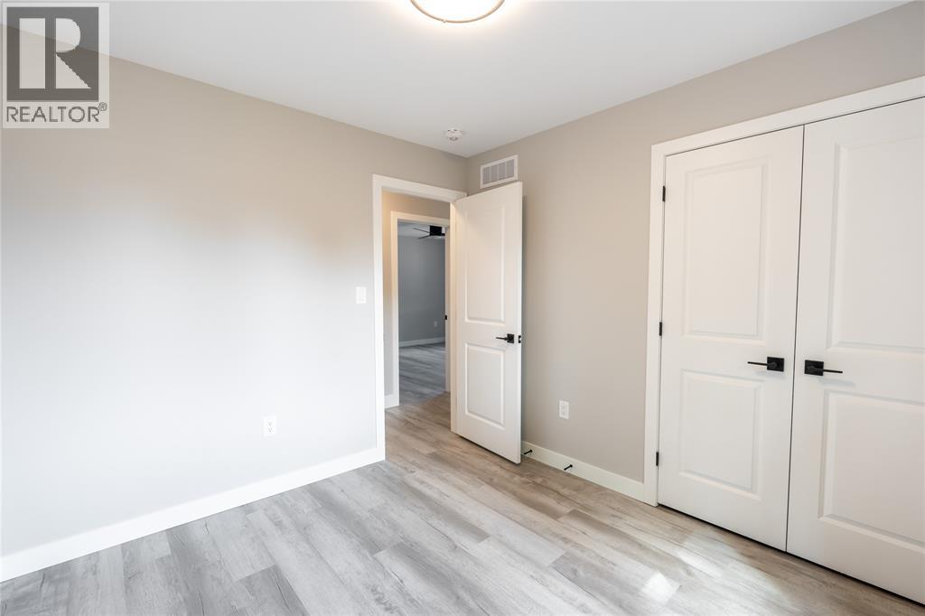 4009 Greenwood Street, Petrolia, Ontario  N0N 1R0 - Photo 17 - 26011714