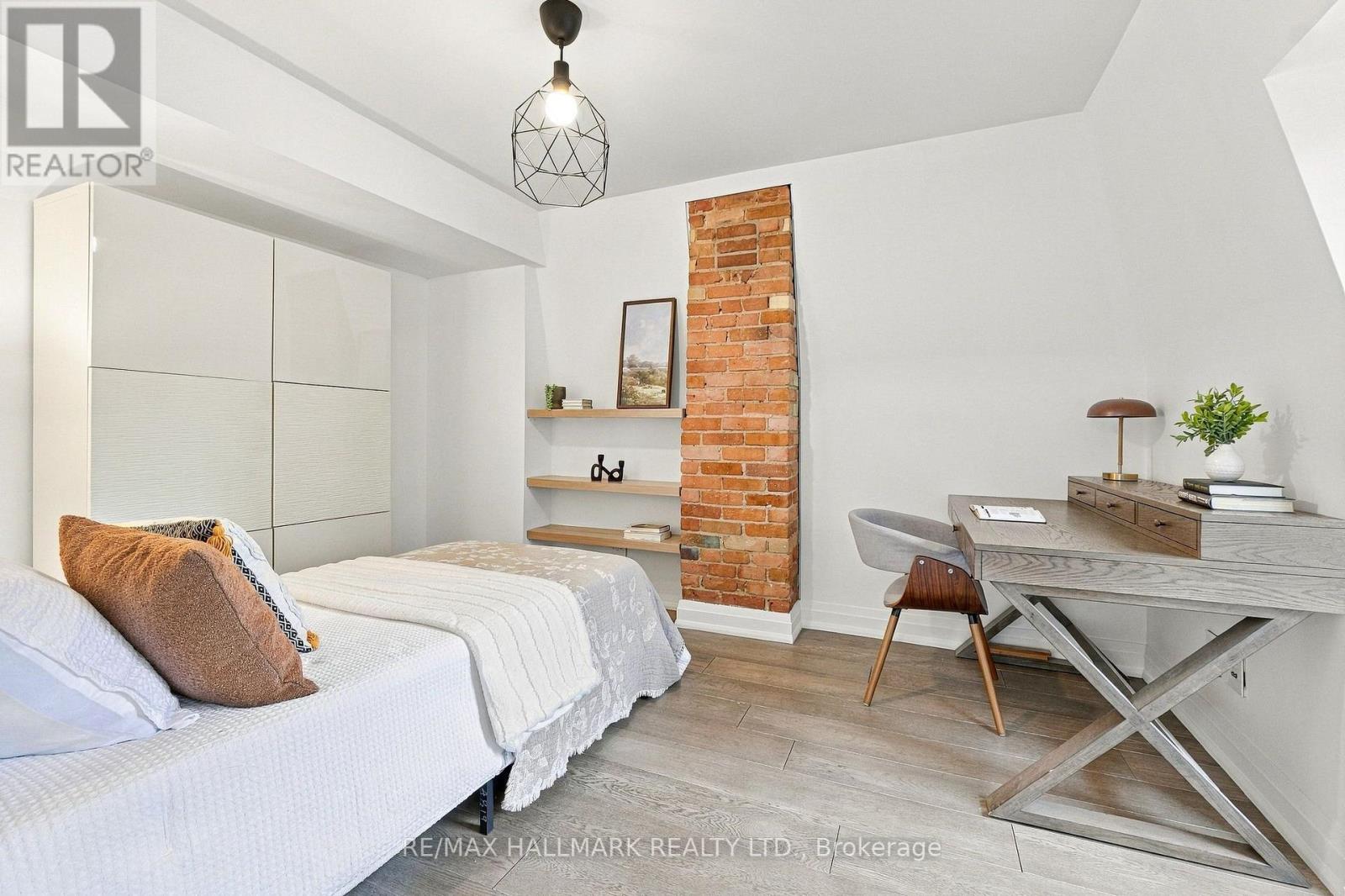 10 Earl Street, Toronto, Ontario  M4Y 1M3 - Photo 19 - C13785794