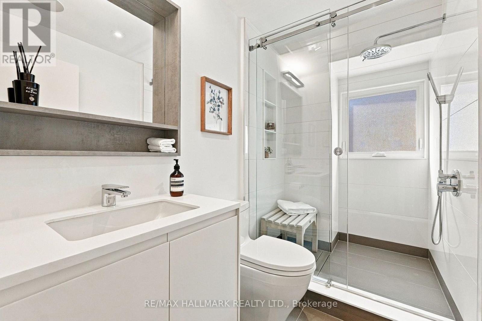10 Earl Street, Toronto, Ontario  M4Y 1M3 - Photo 16 - C13785794