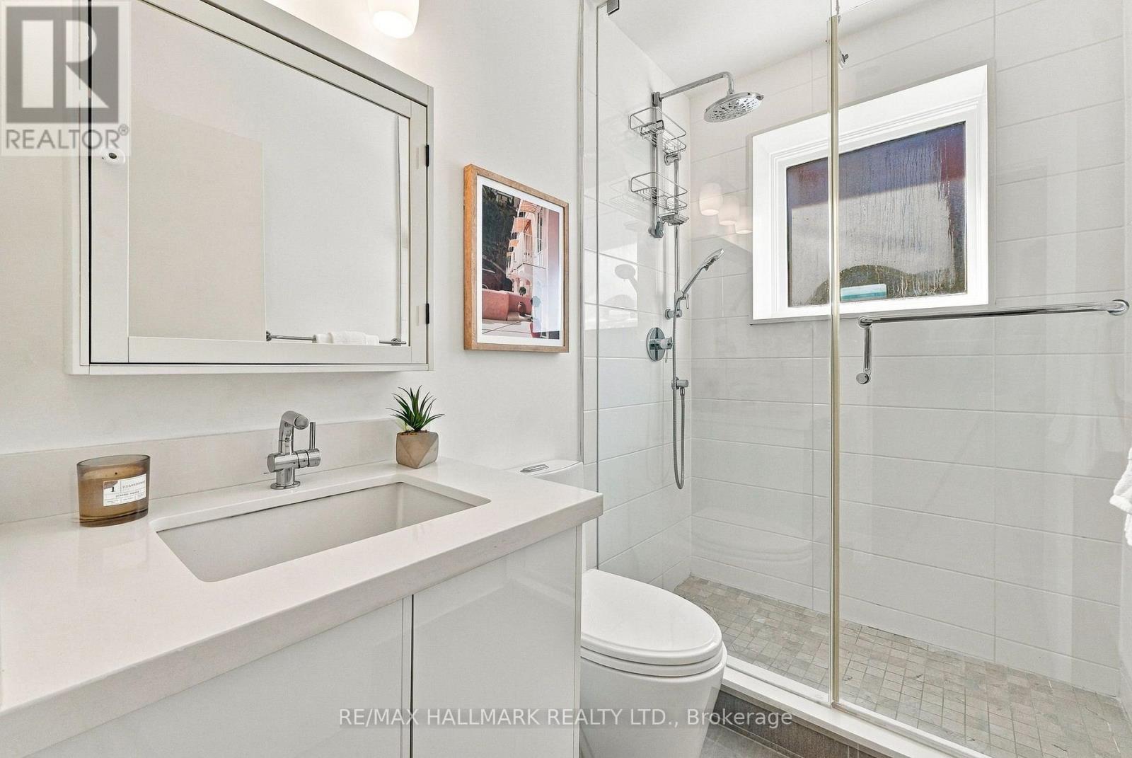 10 Earl Street, Toronto, Ontario  M4Y 1M3 - Photo 40 - C13785794