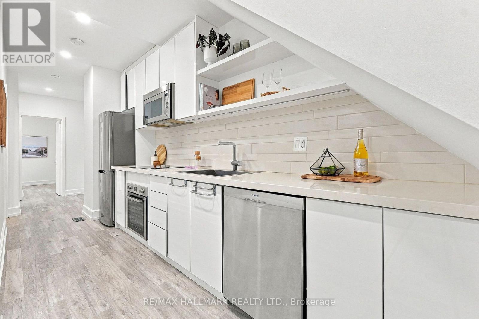 10 Earl Street, Toronto, Ontario  M4Y 1M3 - Photo 36 - C13785794