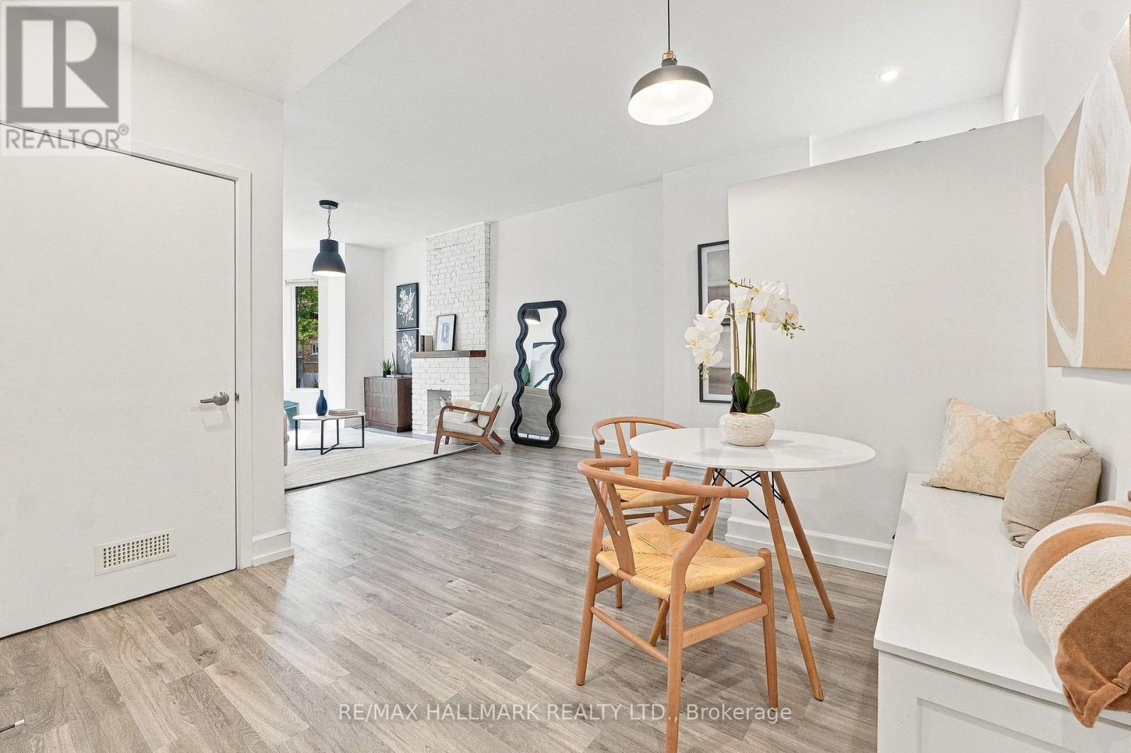 10 Earl Street, Toronto, Ontario  M4Y 1M3 - Photo 37 - C13785794