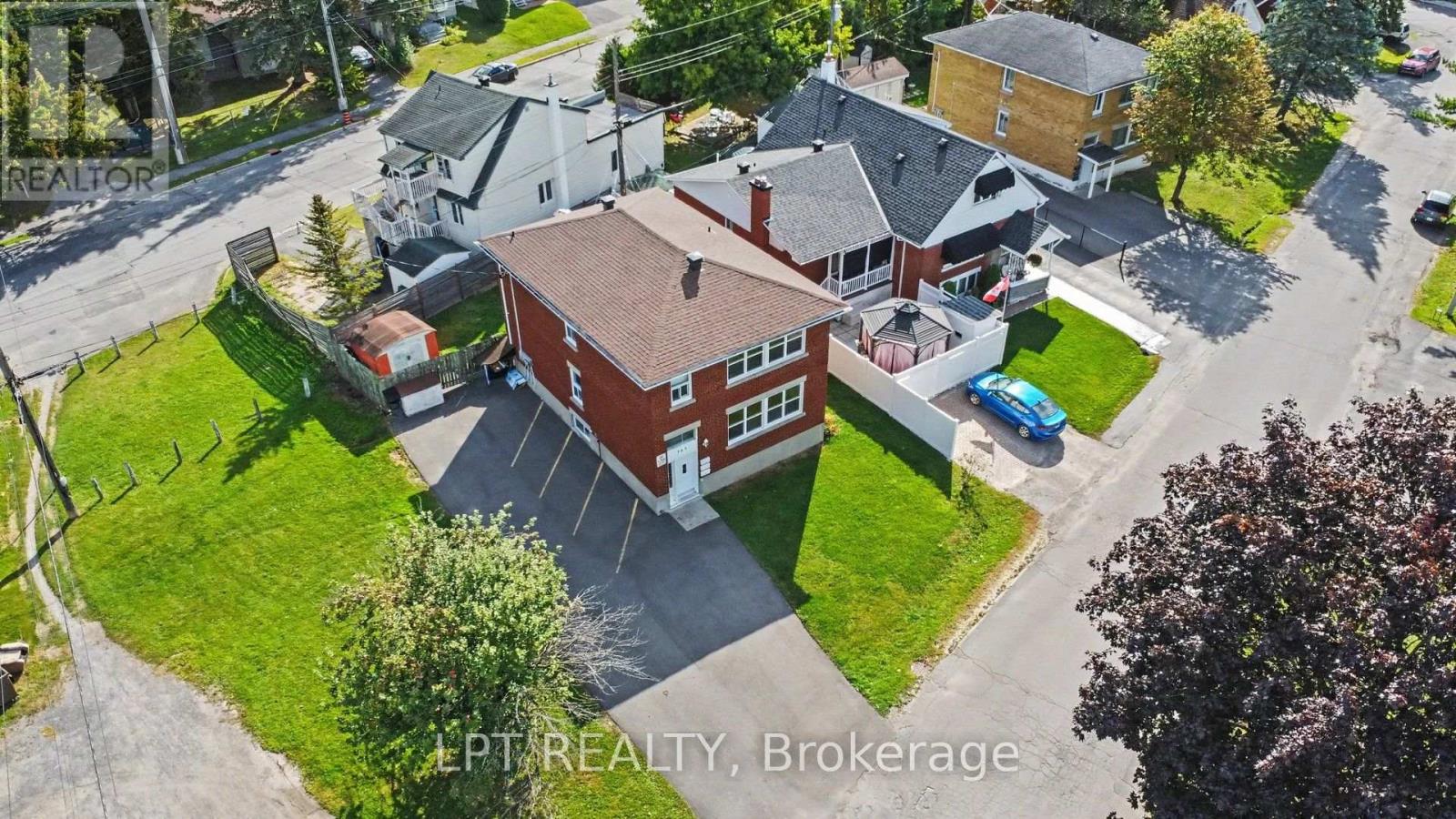 703 Morgan Street, Ottawa, Ontario K1K 3M3 - Photo 5 - X13822468