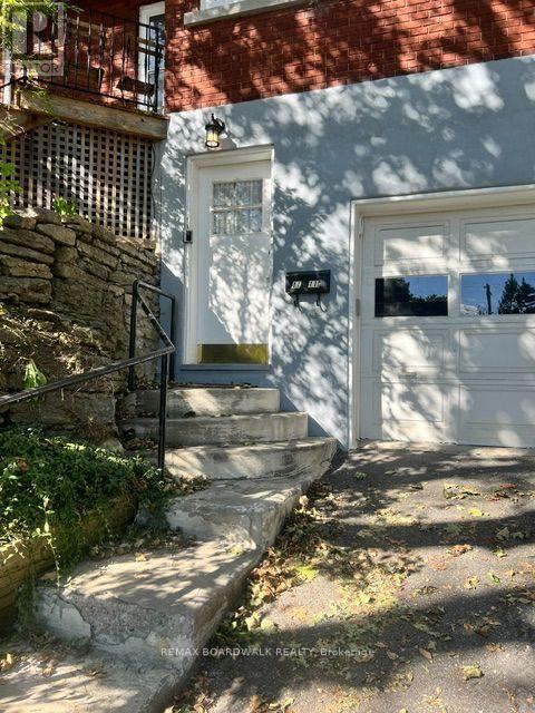 A - 11 Kippewa Drive, Ottawa, Ontario  K1S 3G3 - Photo 2 - X13822558