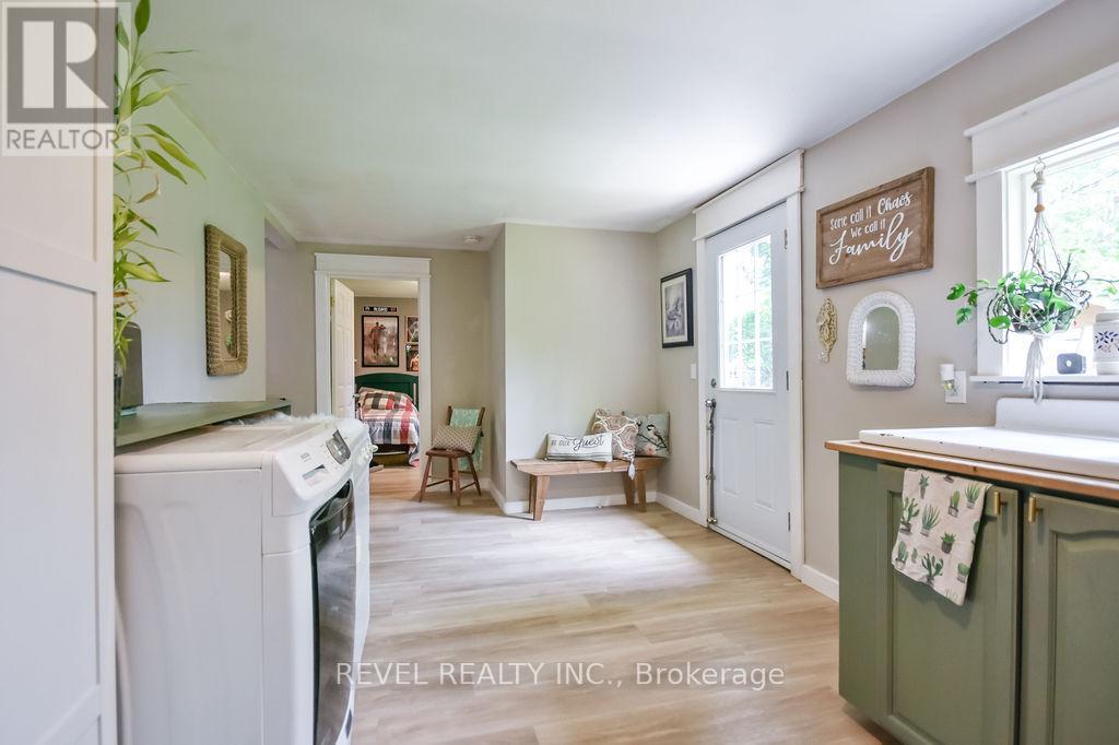 3267 Albany Street, Severn, Ontario  L0K 2B0 - Photo 10 - S13822568