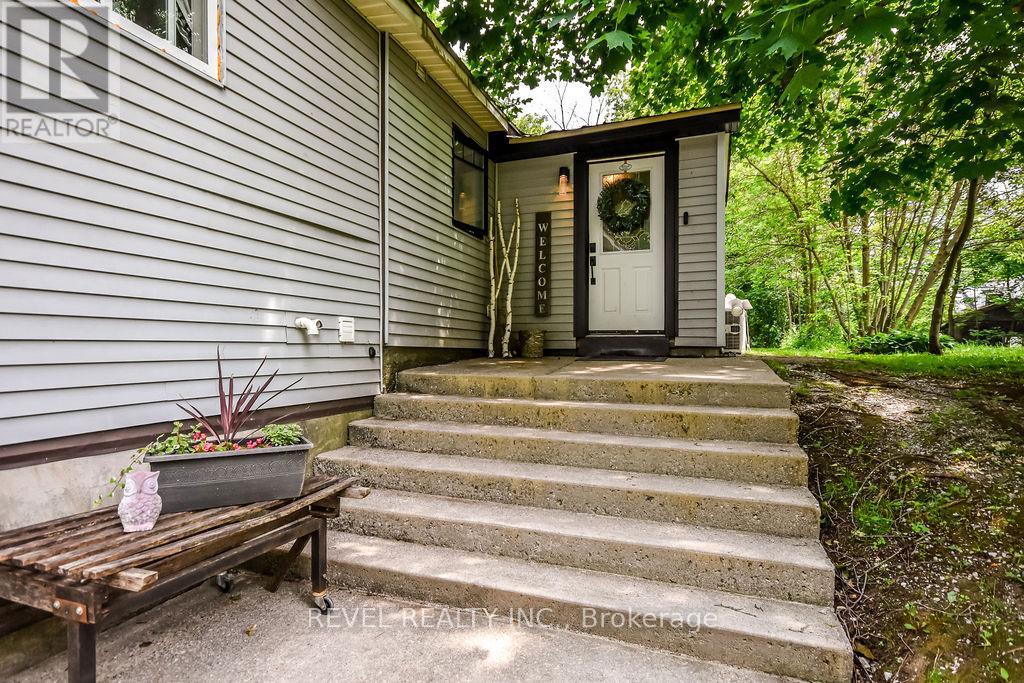 3267 Albany Street, Severn, Ontario  L0K 2B0 - Photo 4 - S13822568