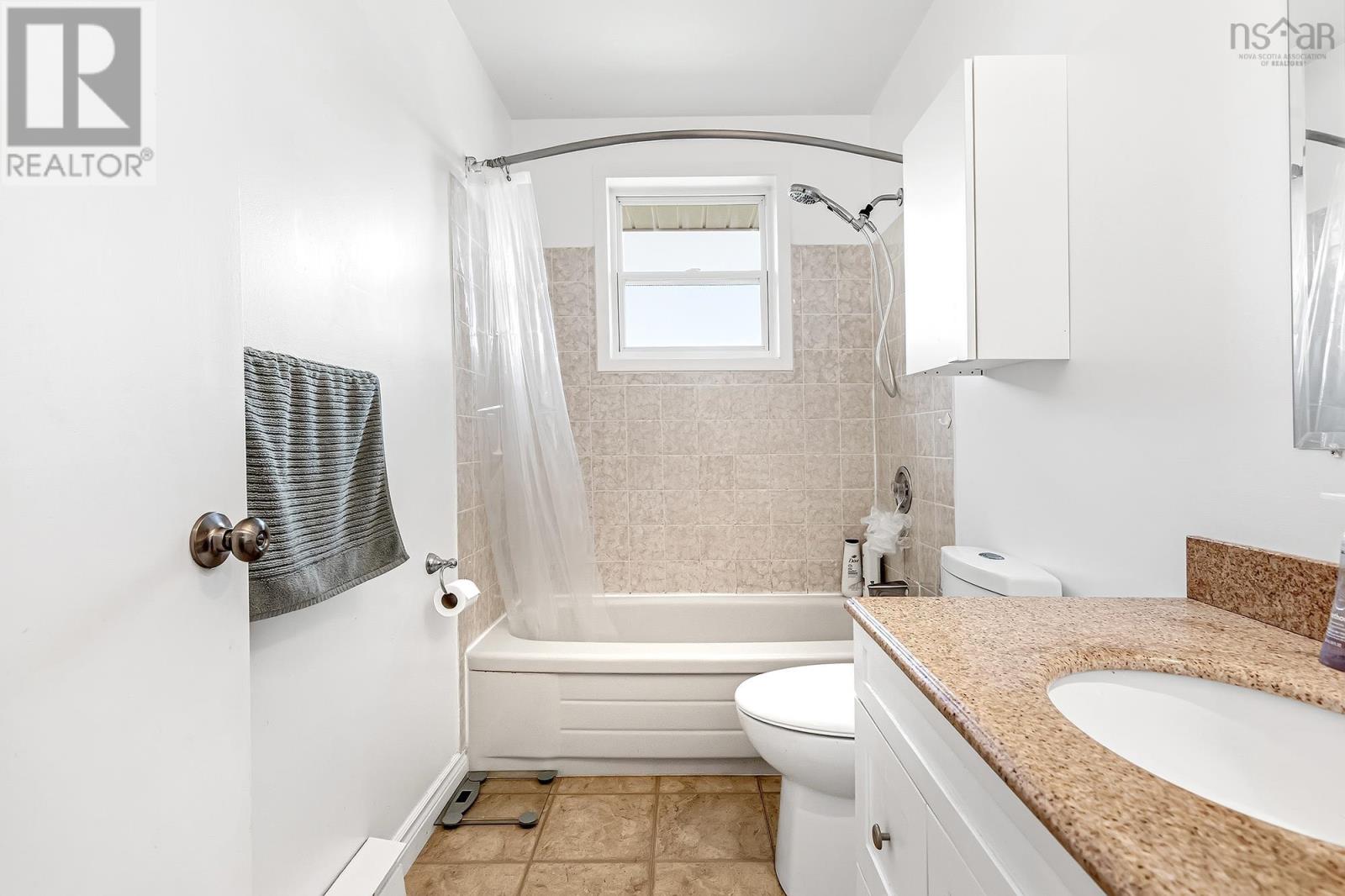256 Mount Edward Road, Dartmouth, Nova Scotia  B2W 3L6 - Photo 19 - 202624221