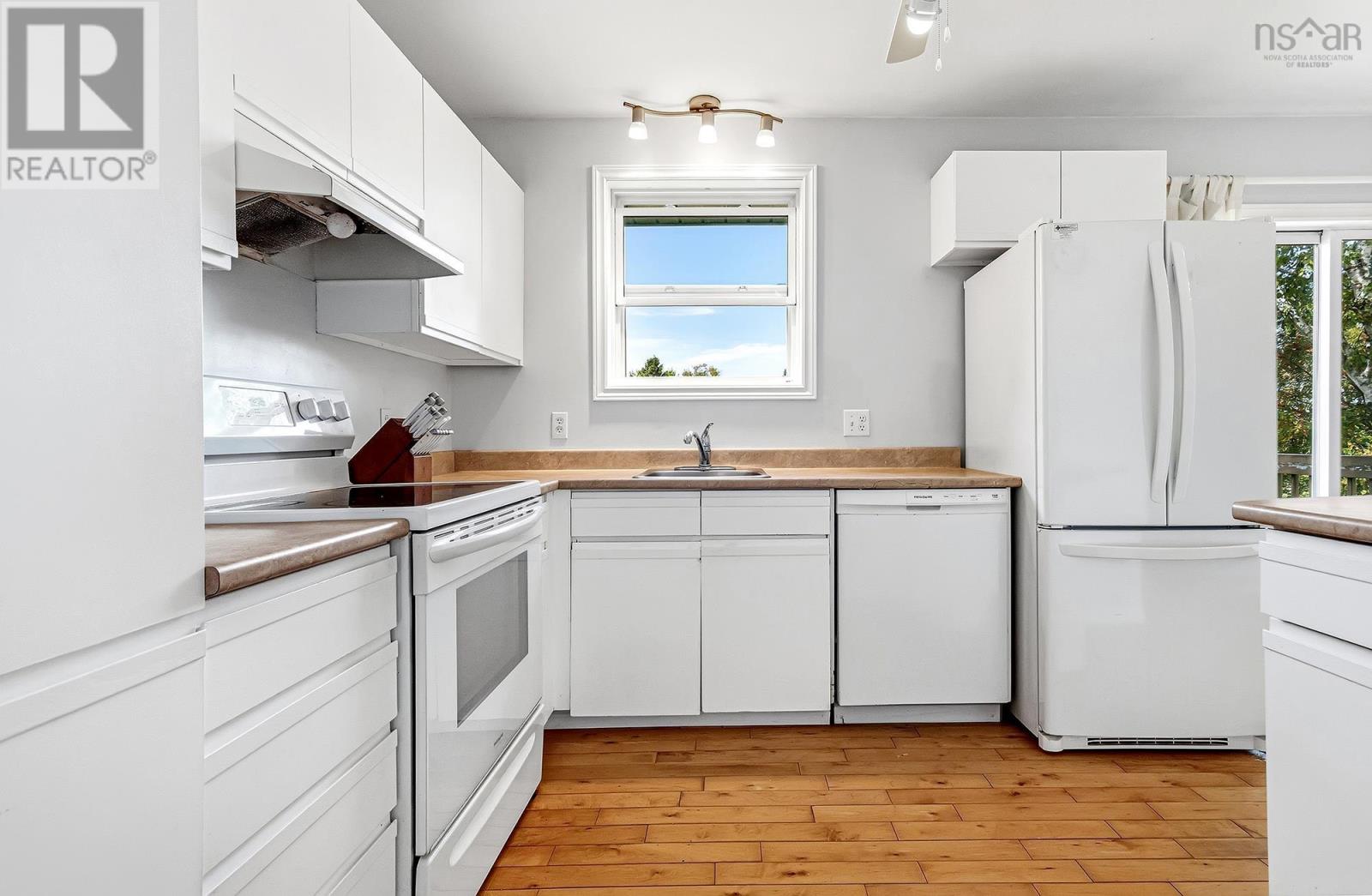 256 Mount Edward Road, Dartmouth, Nova Scotia  B2W 3L6 - Photo 7 - 202624221