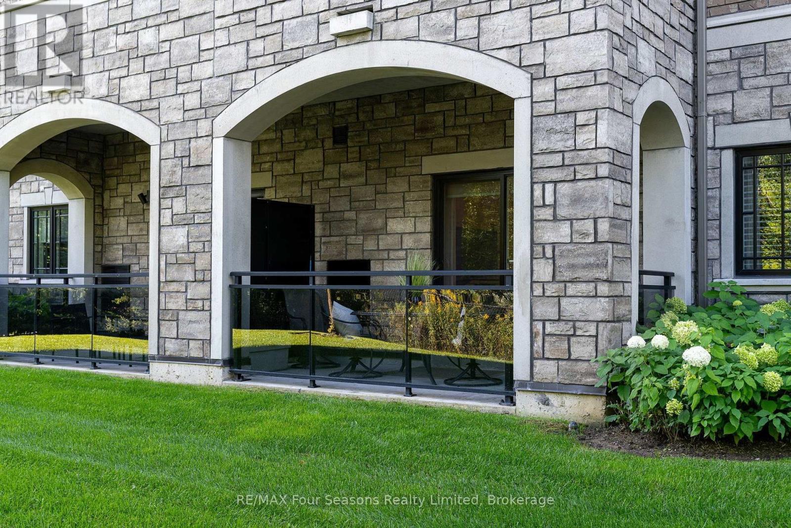 109 - 1 Chamberlain Crescent, Collingwood, Ontario  L9Y 0X7 - Photo 20 - S13774794