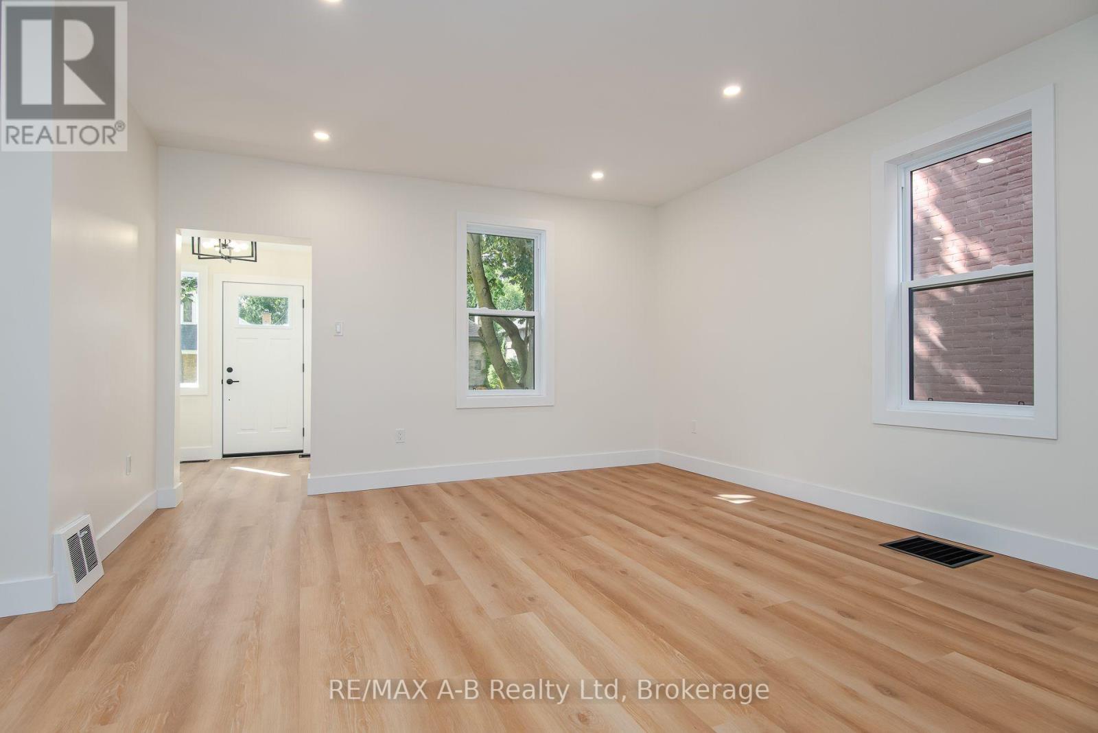 40 East Gore Street, Stratford, Ontario  N5A 3X5 - Photo 19 - X13781980