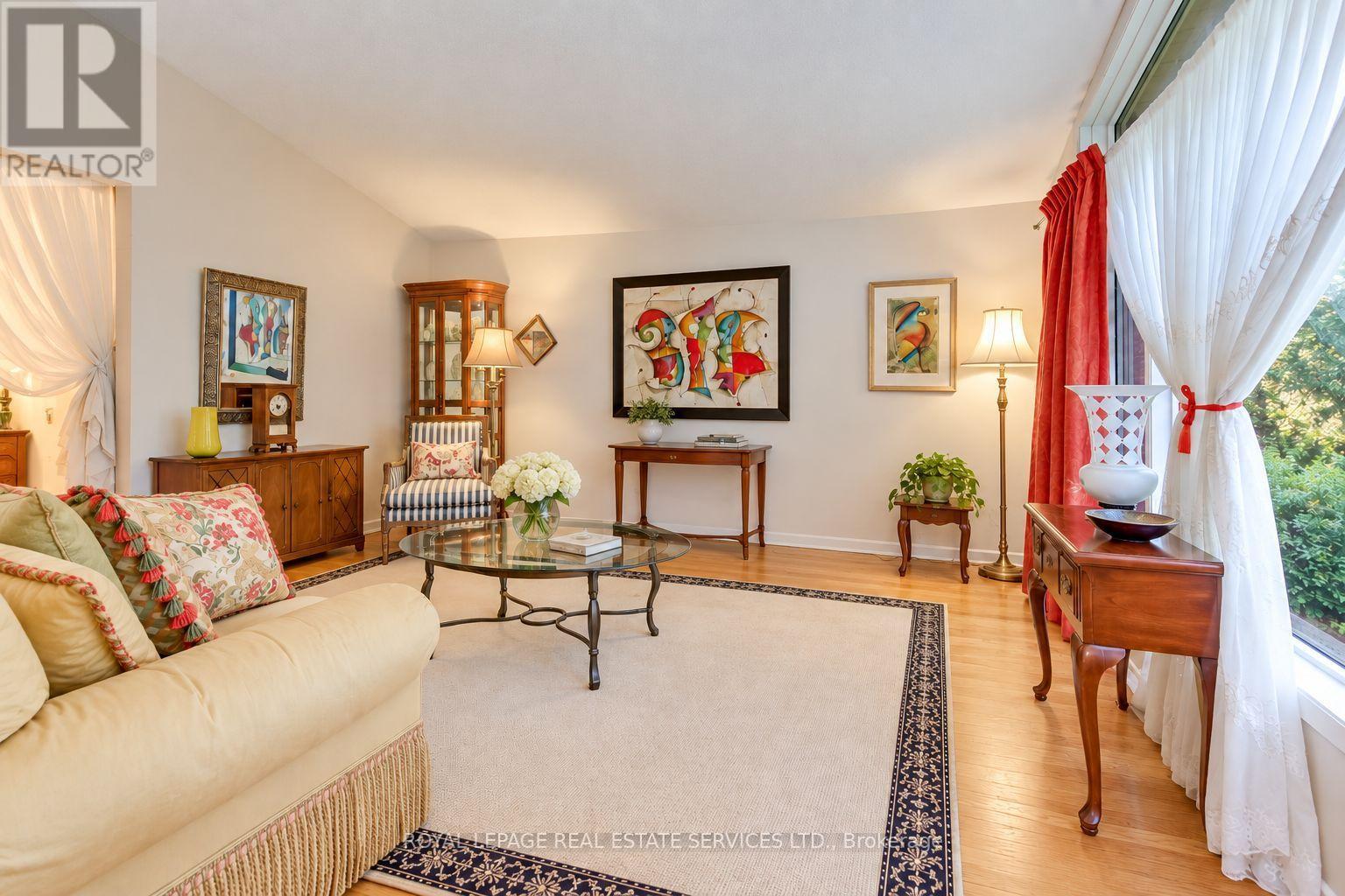 130 Solingate Drive, Oakville, Ontario  L6L 3S7 - Photo 16 - W13751866