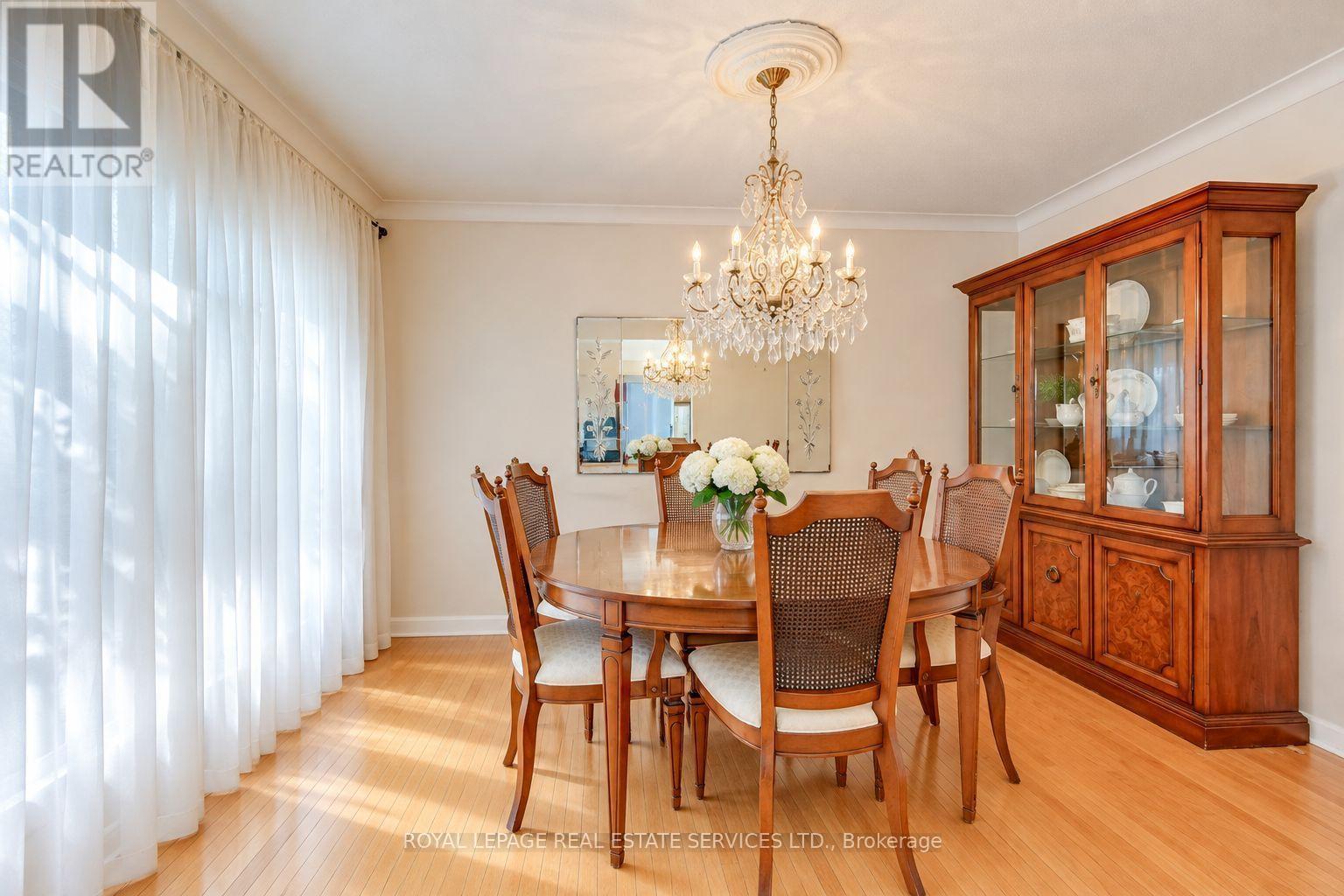 130 Solingate Drive, Oakville, Ontario  L6L 3S7 - Photo 17 - W13751866