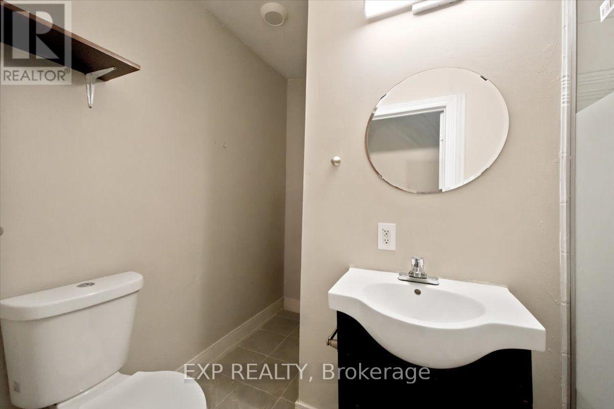30 Herkley Drive, Brampton, Ontario  L6V 2E8 - Photo 24 - W13822448