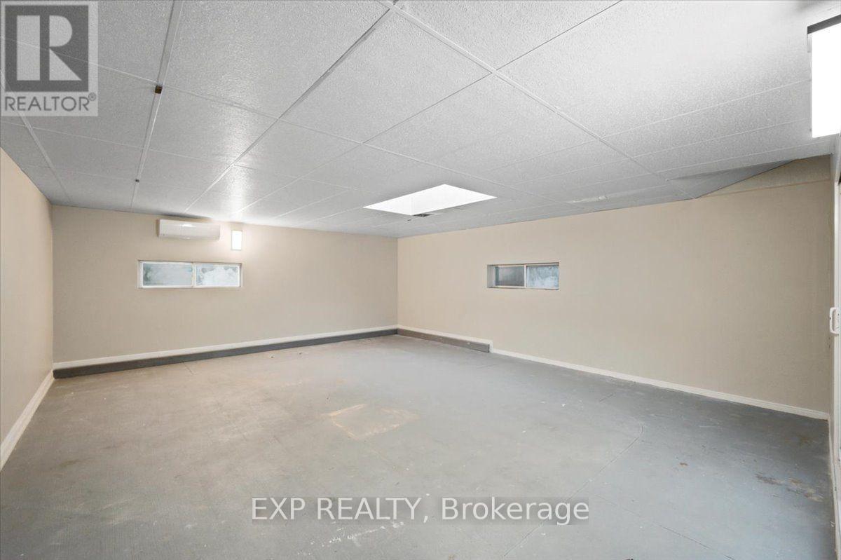 30 Herkley Drive, Brampton, Ontario  L6V 2E8 - Photo 8 - W13822448