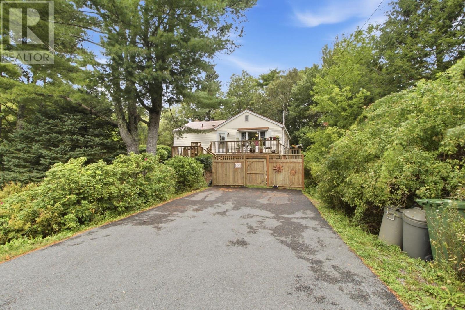 104 Lakeview Avenue, middle sackville, Nova Scotia