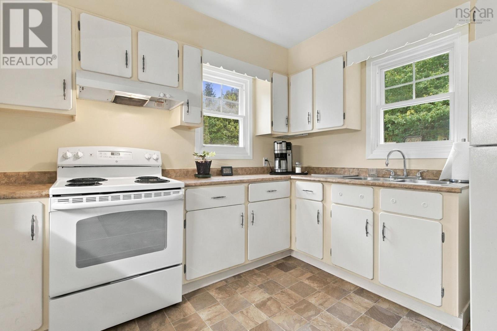 104 Lakeview Avenue, Middle Sackville, Nova Scotia  B4E 3B5 - Photo 12 - 202624223