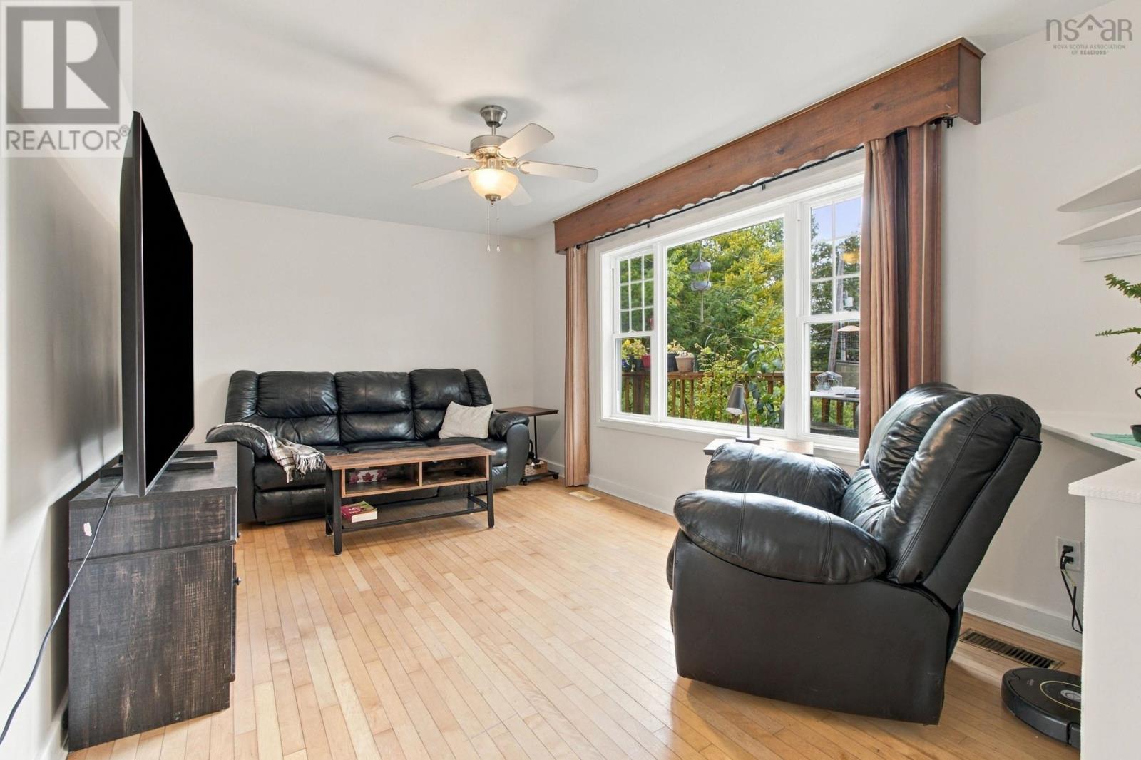 104 Lakeview Avenue, Middle Sackville, Nova Scotia  B4E 3B5 - Photo 8 - 202624223