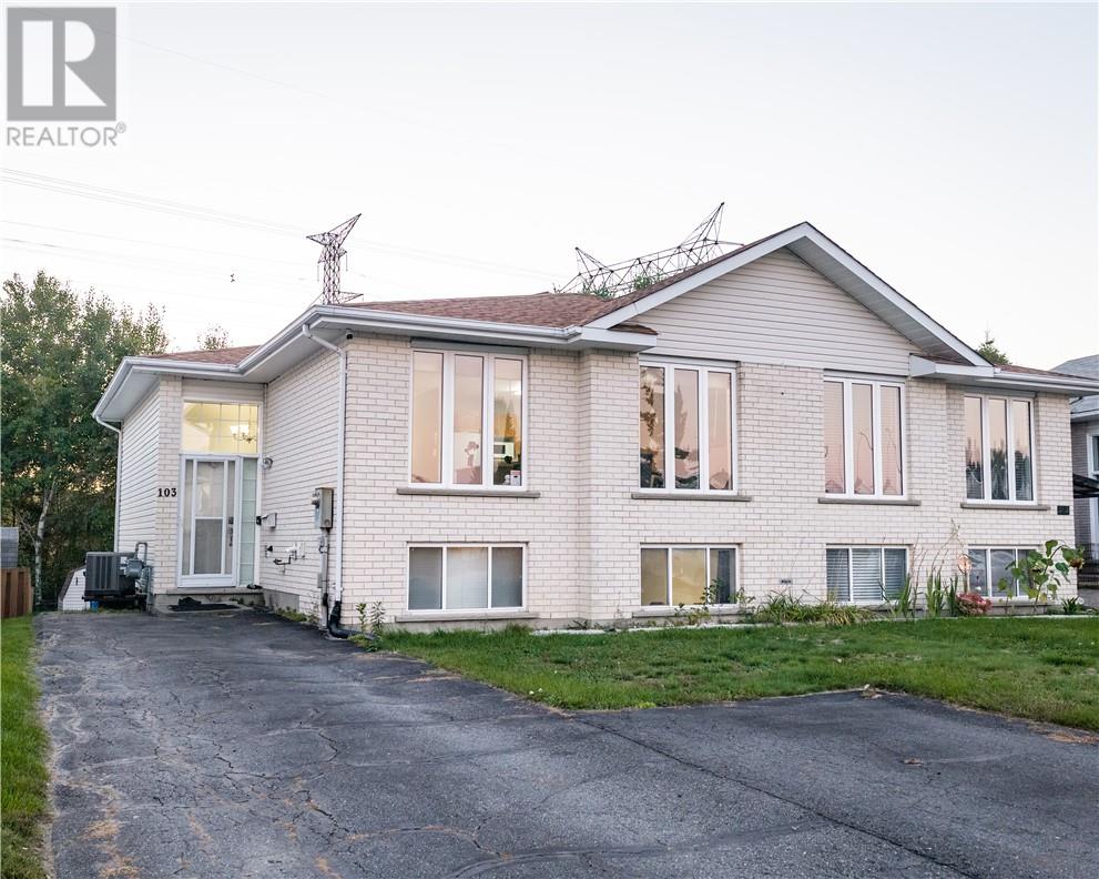 103 Cedar Green Drive, Garson, Ontario  P3L 1L7 - Photo 1 - 2130549