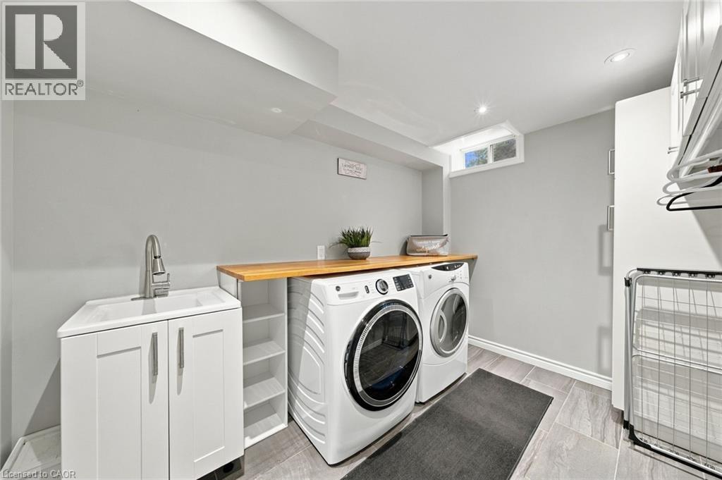 3053 Jenn Avenue, Burlington, Ontario  L7M 0C8 - Photo 12 - 40865839