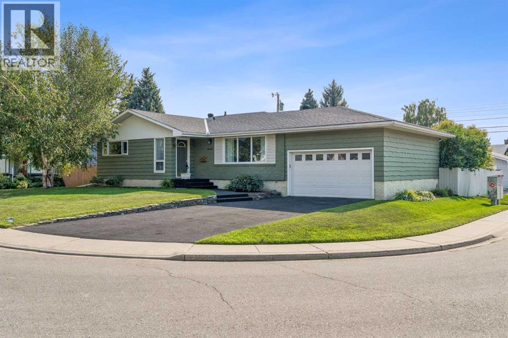 10719 Mapleshire Crescent SE, Calgary, Alberta  T2J 1Z1 - Photo 2 - A2340498