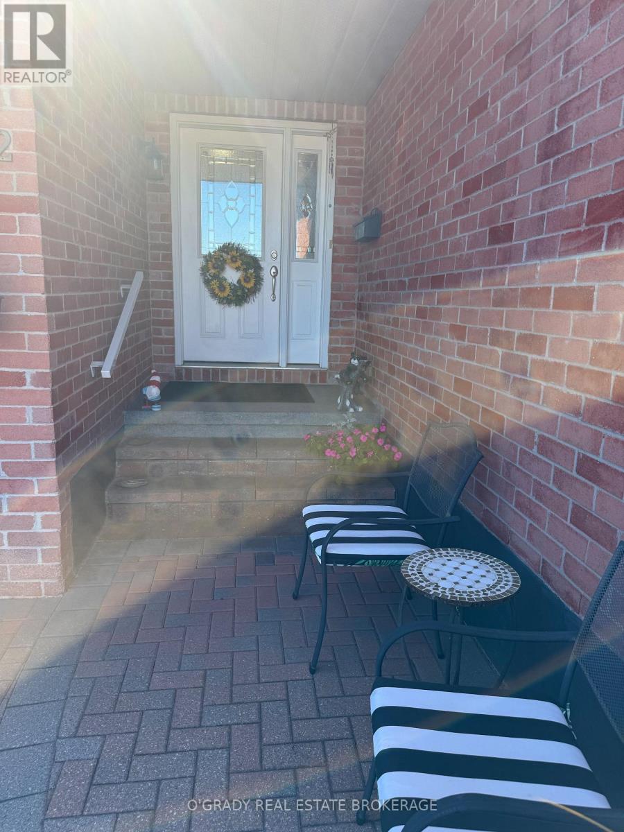 1442 Windsor Drive, Brockville, Ontario K6V 6X6 - Photo 2 - X13822818