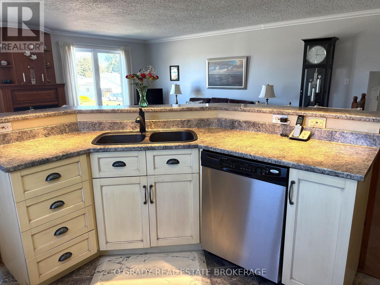 1442 Windsor Drive, Brockville, Ontario K6V 6X6 - Photo 6 - X13822818