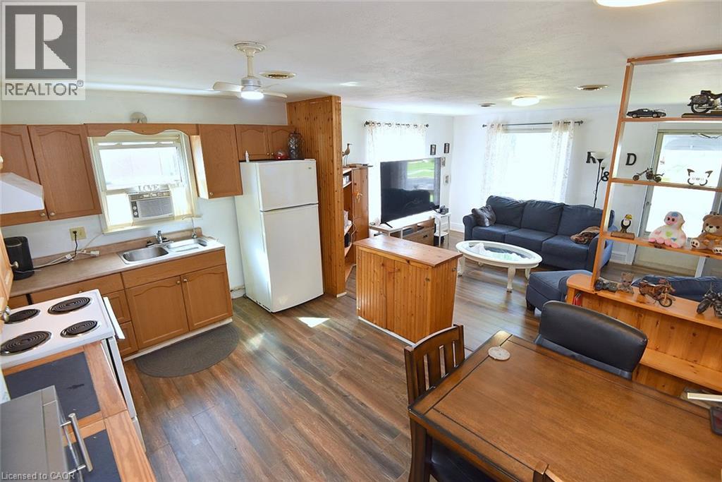 8 Chestnut Street, Port Rowan, Ontario  N0E 1M0 - Photo 6 - 40866223
