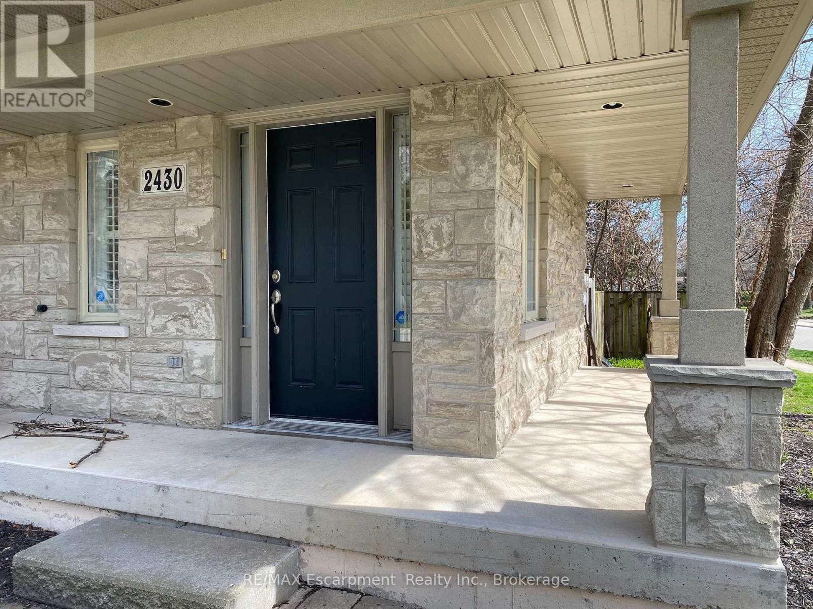 2430 Second Street, Burlington, Ontario  L7R 3K1 - Photo 4 - W13822958