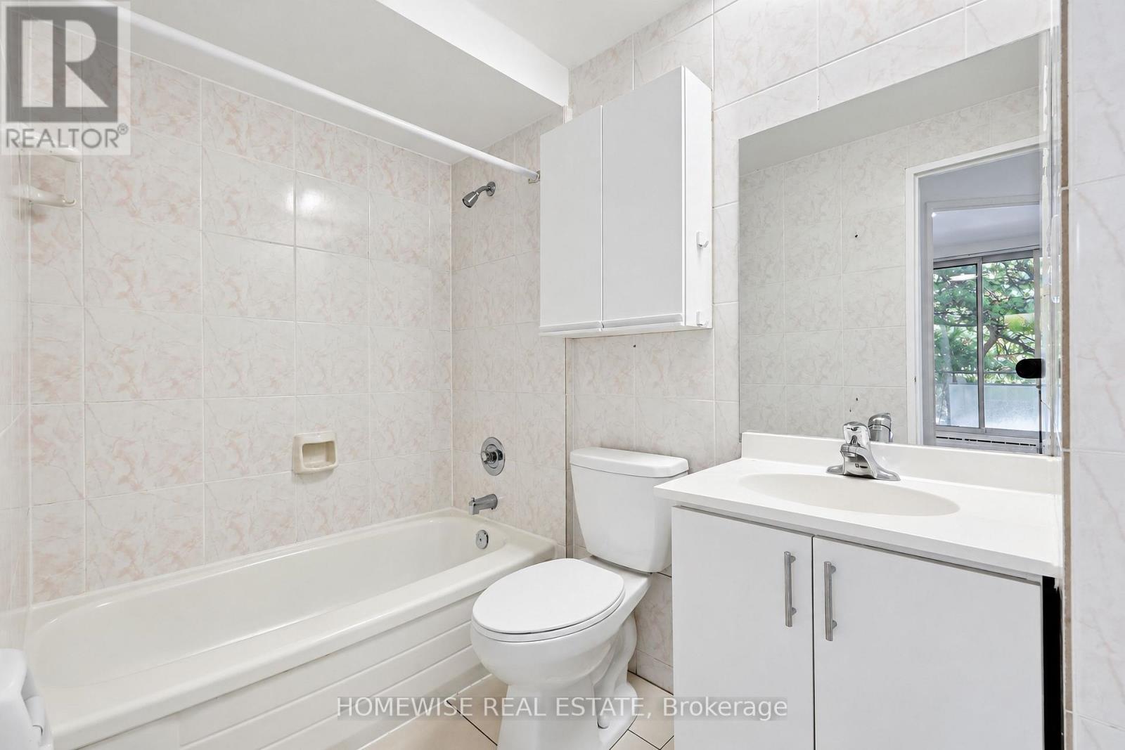 414 - 485 Kingston Road, Toronto, Ontario  M4L 1V6 - Photo 13 - E13692356