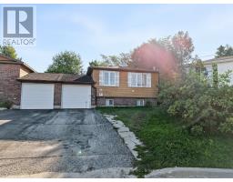 16 CYPRESS COURT, North Bay, Ontario