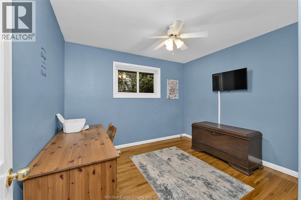 3415 Randolph, Windsor, Ontario  N9E 3E9 - Photo 19 - 26023456