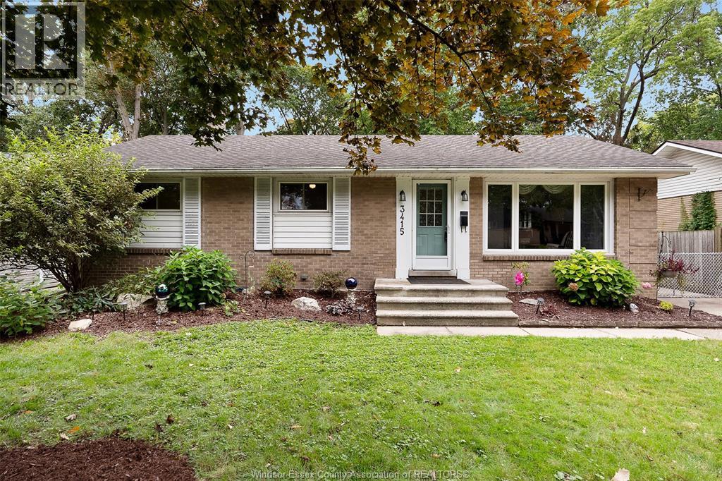 3415 Randolph, Windsor, Ontario  N9E 3E9 - Photo 2 - 26023456