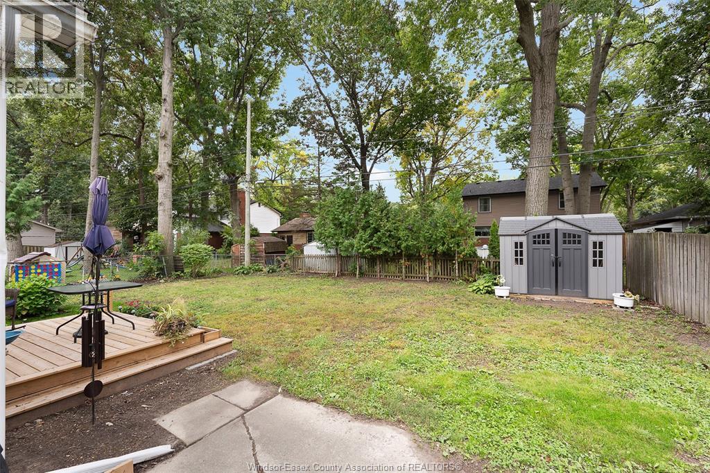 3415 Randolph, Windsor, Ontario  N9E 3E9 - Photo 26 - 26023456