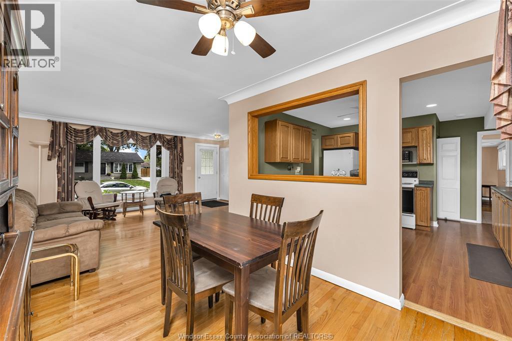 3415 Randolph, Windsor, Ontario  N9E 3E9 - Photo 7 - 26023456