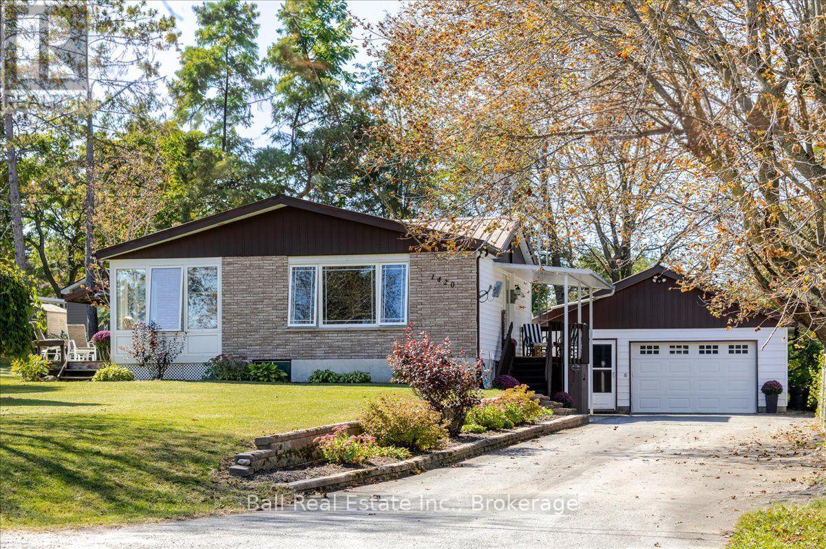 1420 EASTVIEW DRIVE, Selwyn, Ontario