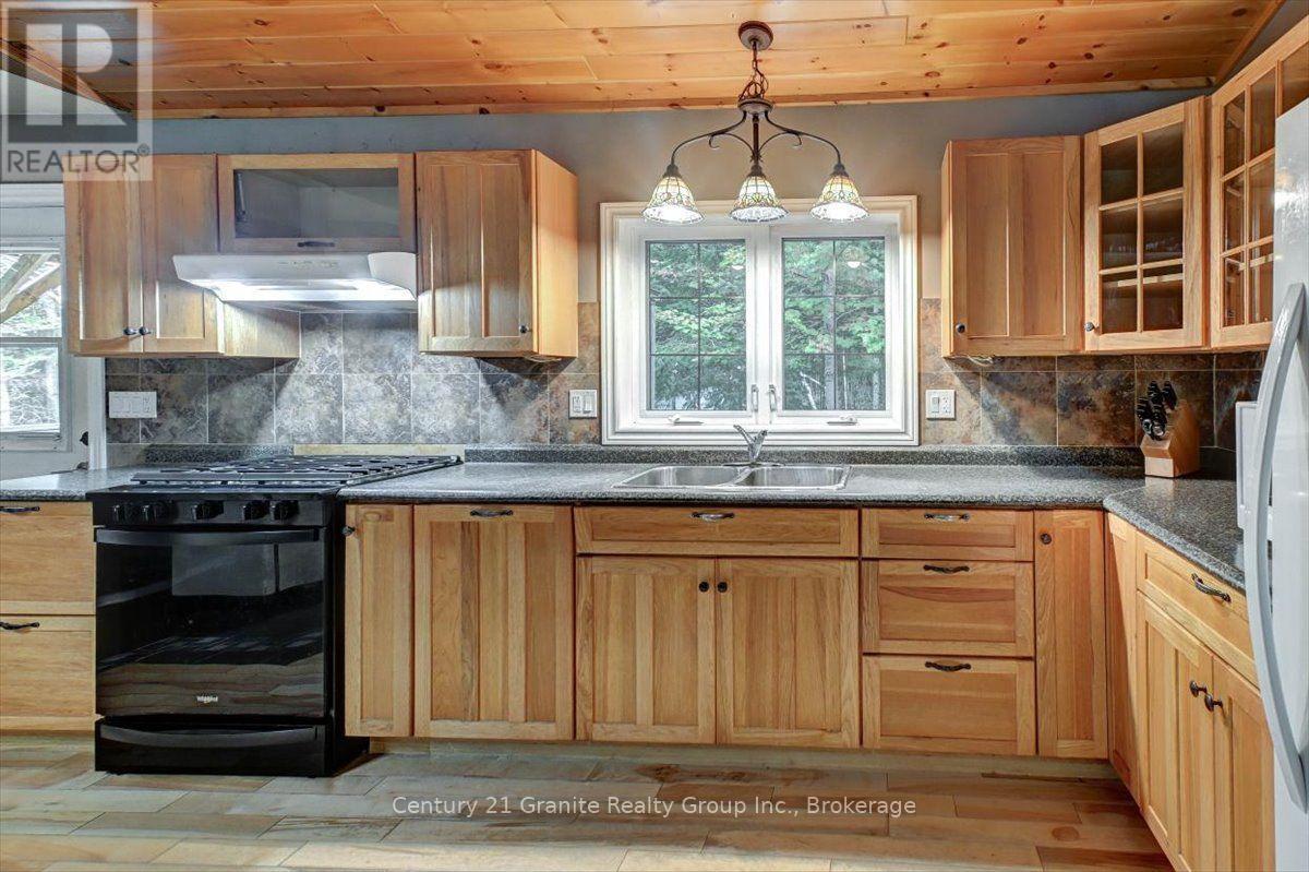 649 Madawaska Road, Hastings Highlands, Ontario  K0L 2S0 - Photo 10 - X13822812