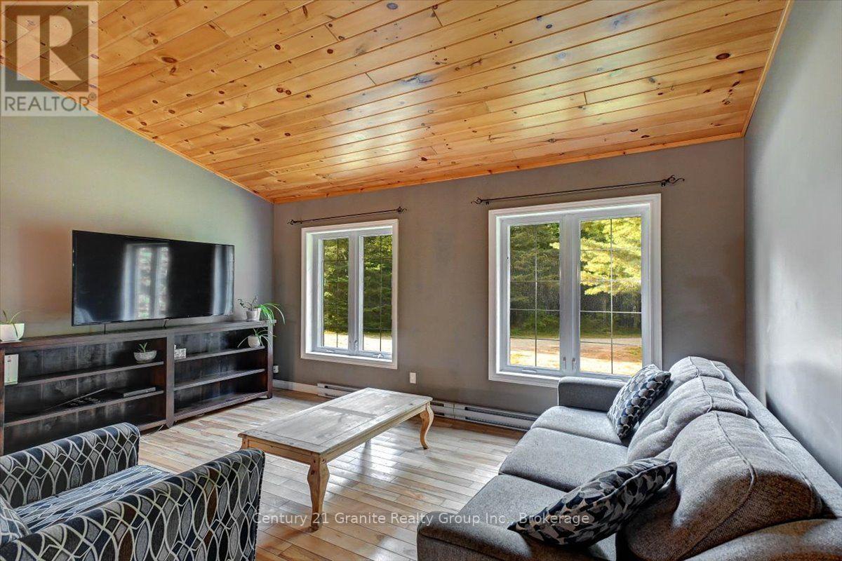 649 Madawaska Road, Hastings Highlands, Ontario  K0L 2S0 - Photo 16 - X13822812