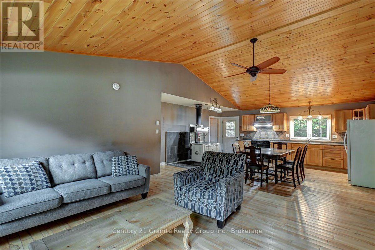 649 Madawaska Road, Hastings Highlands, Ontario  K0L 2S0 - Photo 18 - X13822812