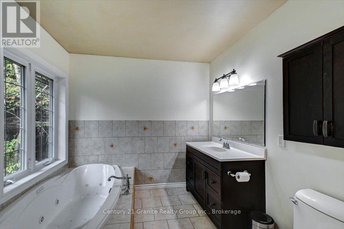 649 Madawaska Road, Hastings Highlands, Ontario  K0L 2S0 - Photo 26 - X13822812