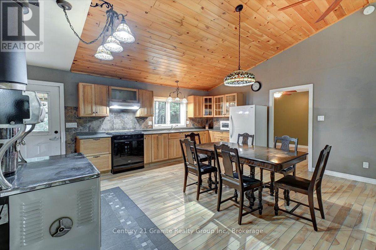 649 Madawaska Road, Hastings Highlands, Ontario  K0L 2S0 - Photo 5 - X13822812