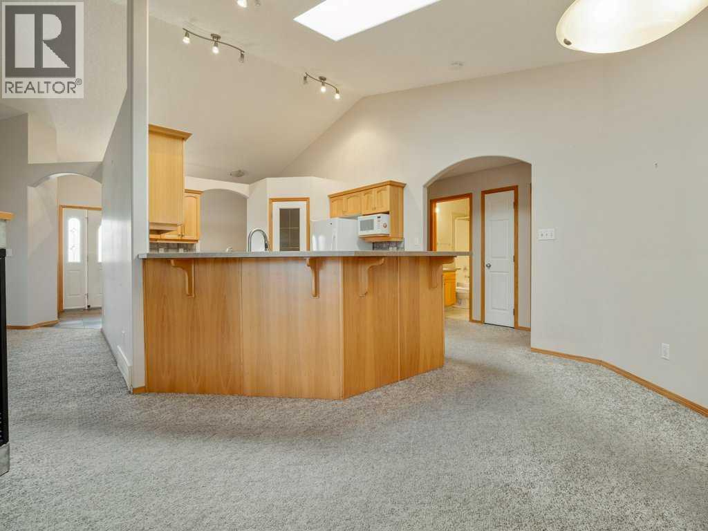 83 Rivergreen Road W