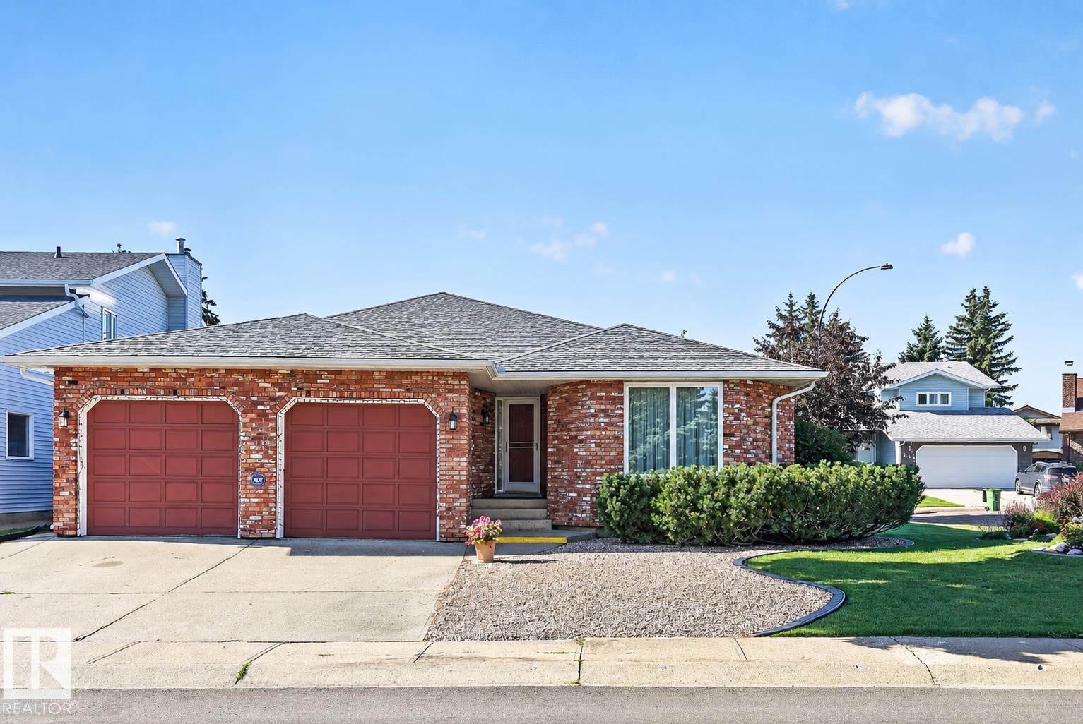 5814 181 St Nw, Edmonton, Alberta  T6M 1V7 - Photo 1 - E4505389