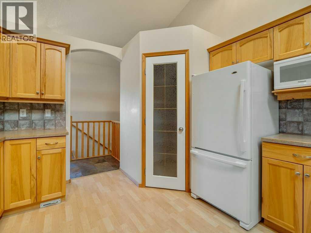83 Rivergreen Road W